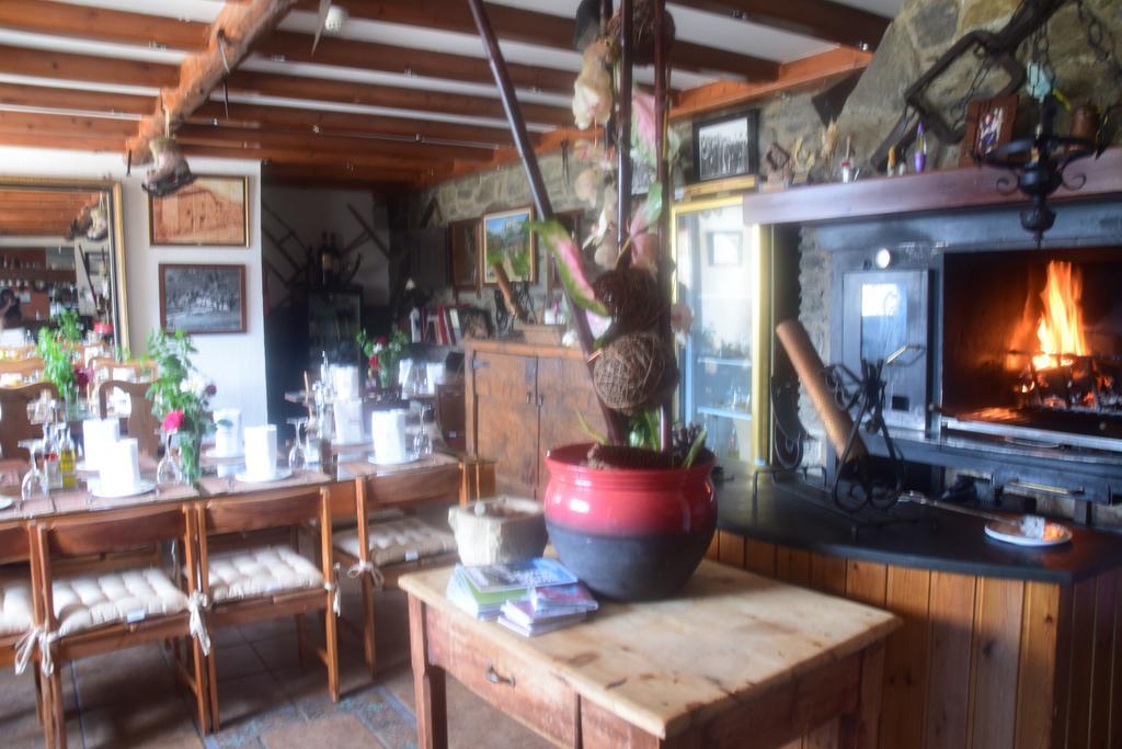 Casa Rural Restaurant Borda Patxeta カニーリョ エクステリア 写真